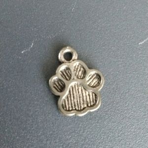 Paw print charm